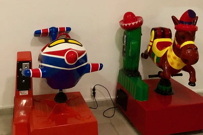 Игровой зал: бильярд, тир, батут, кинозал, фото 4
