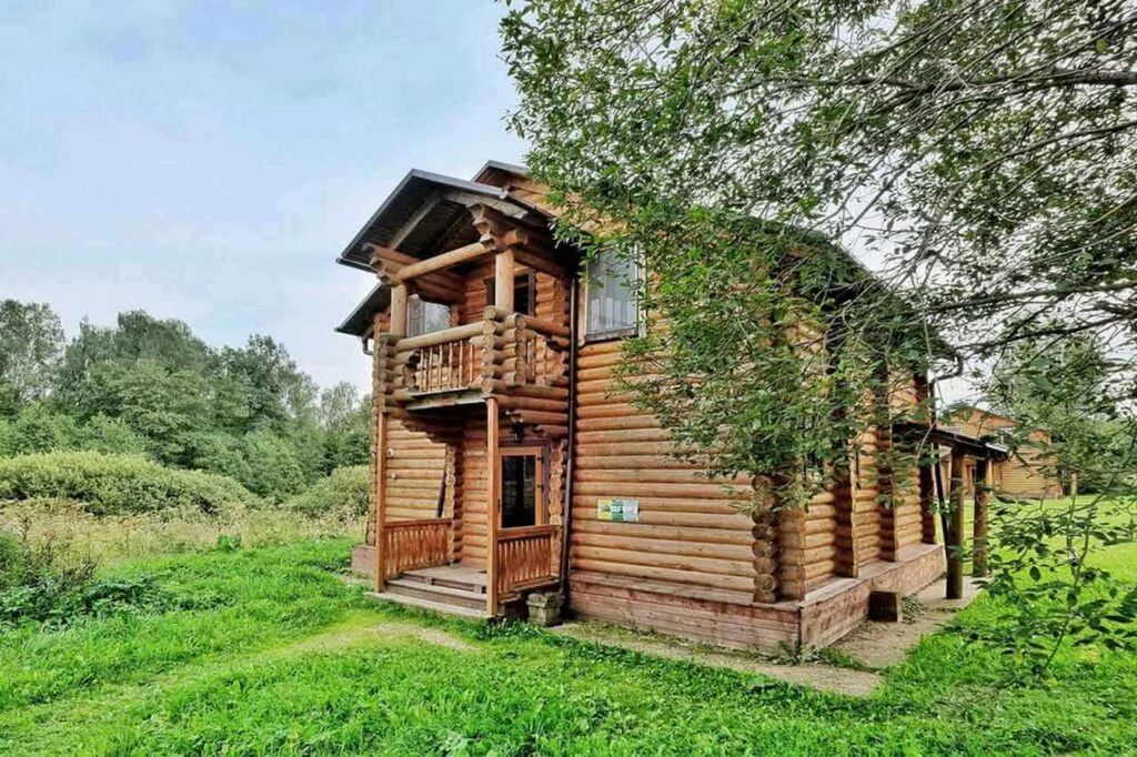 Гостиницы, современные коттеджи и старинные избы, фото 4