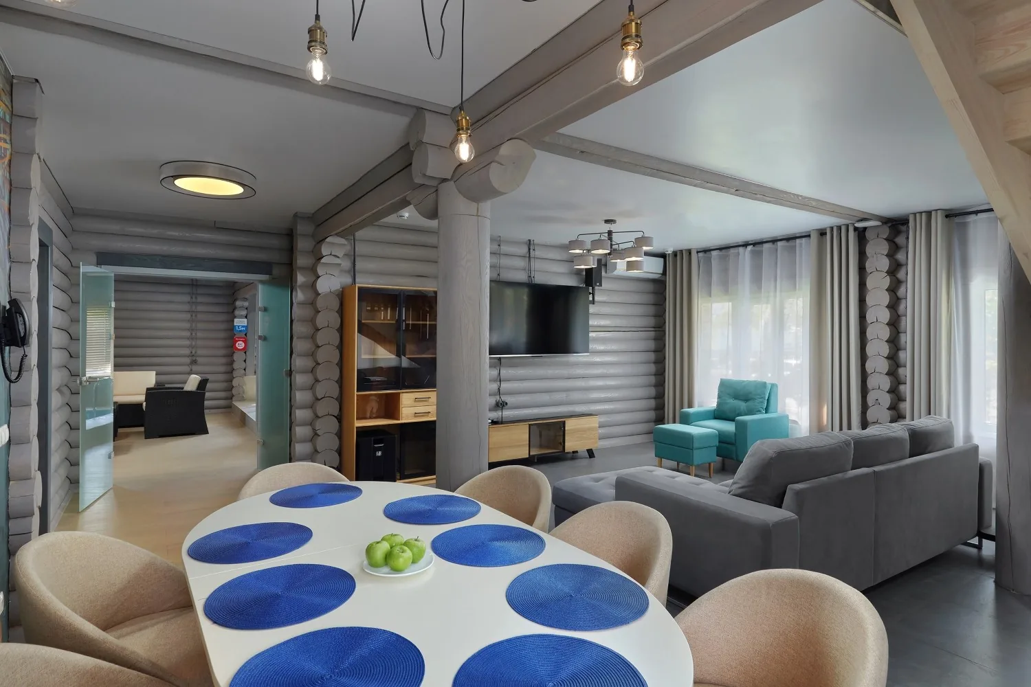 Коттедж с бассейном и сауной, 260 м², фото 4